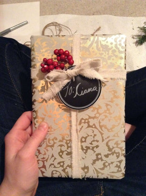 Deluxe Gift Wrapping 