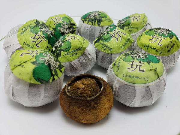 Pu'er Fermented Tea Inside Green Mandarin Orange (ripe Pu'er tea) Tea Balls Teshuah Tea Company 5 balls 